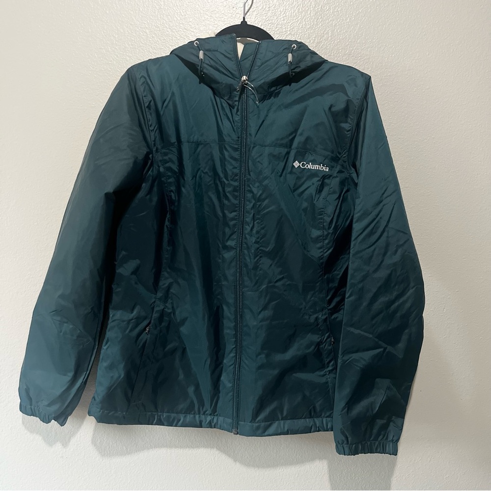 COLUMBIA- Emerald Green Raincoat with Hood and Pockets Size M